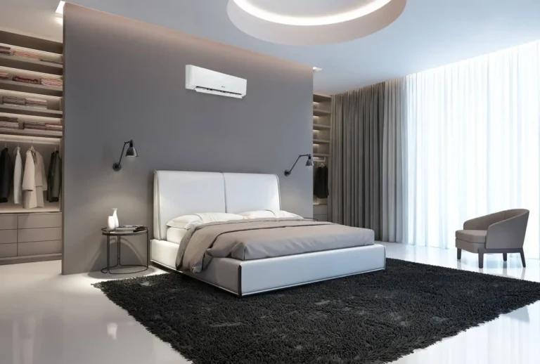 klimatyzator gree na ścianie w hotelu